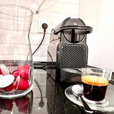 New-Romantic Studio Near The Beach! Paço de Arcos Екстериор снимка